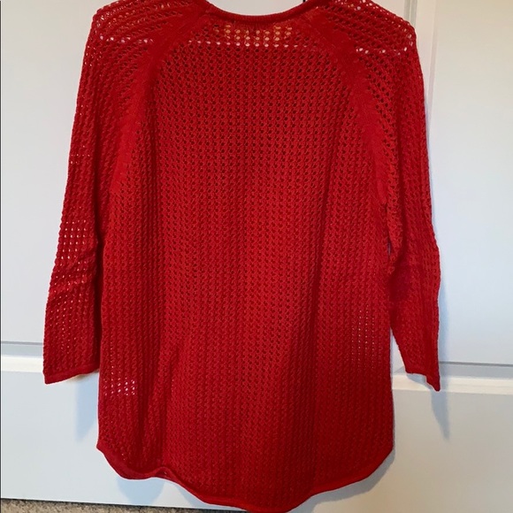 Red sweater size large - Picture 3 of 4